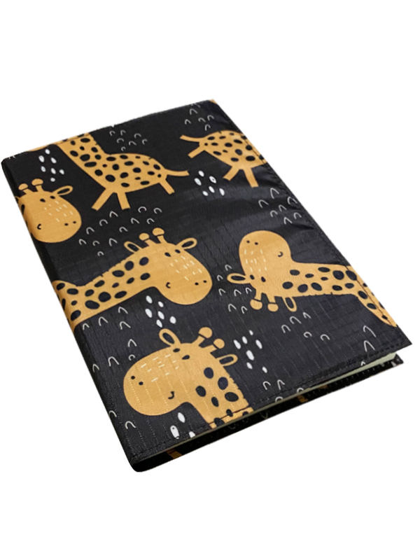 Giraffe - Black